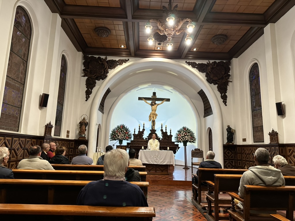 8E42F910-CDCF-442E-A2FD-EB4B97397839_1_105_c